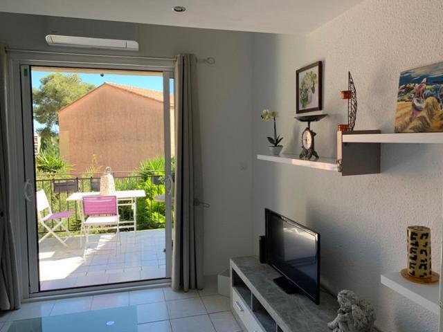 Calmeraie Plage Apartment Villeneuve-Loubet Luaran gambar